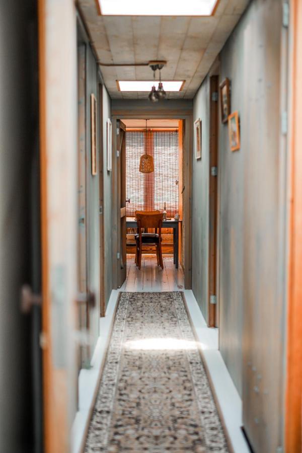 In De Aap - Appartementen & Guesthouse Bergen Exterior photo